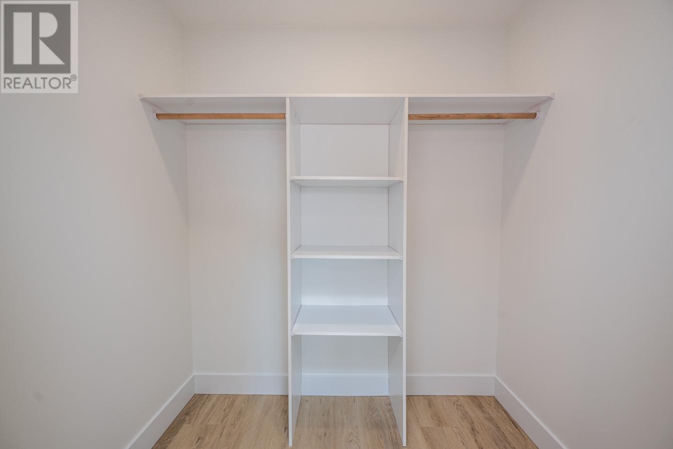 115 6664 WESTMOUNT DRIVE, #115
