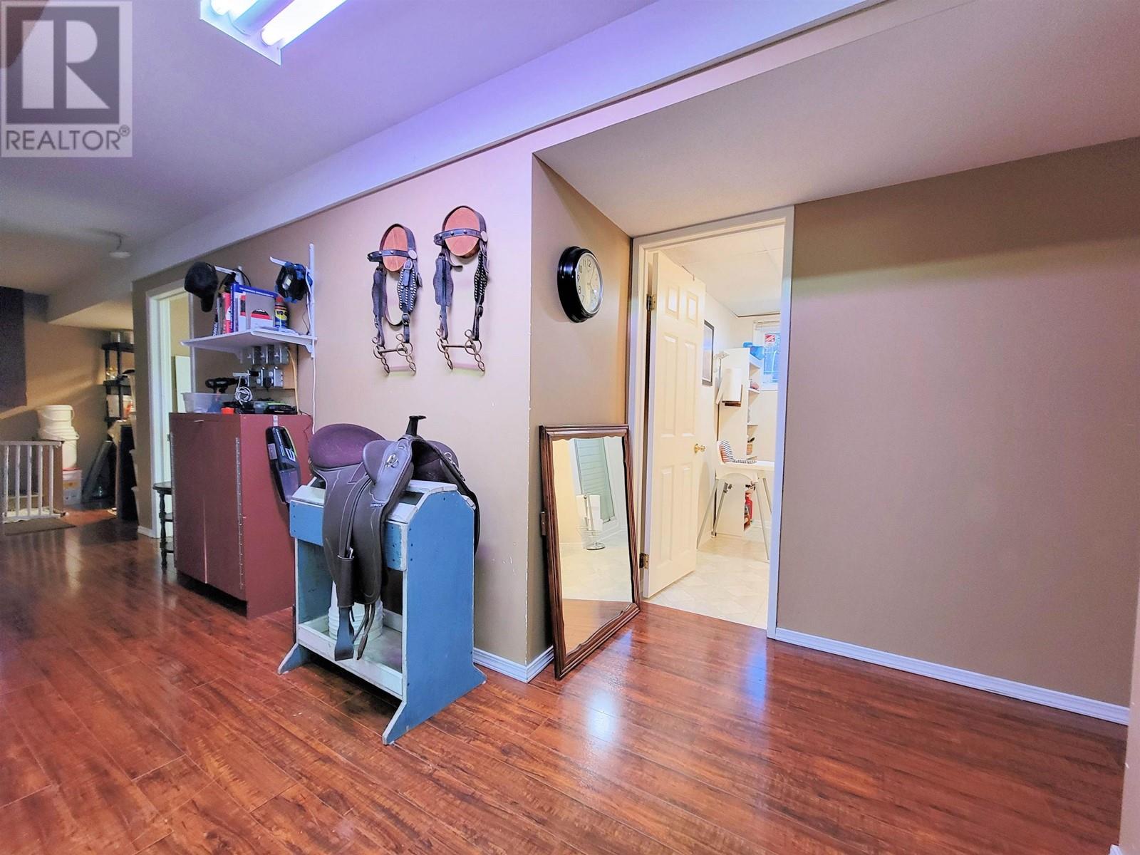 8690 COLUMBIA ROAD