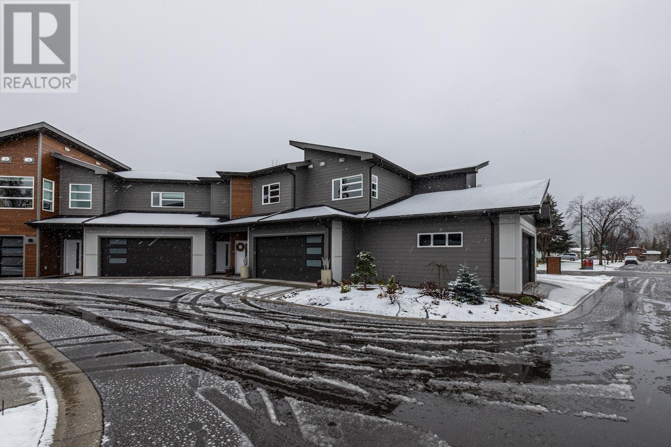 102 2422 VANIER DRIVE, #102