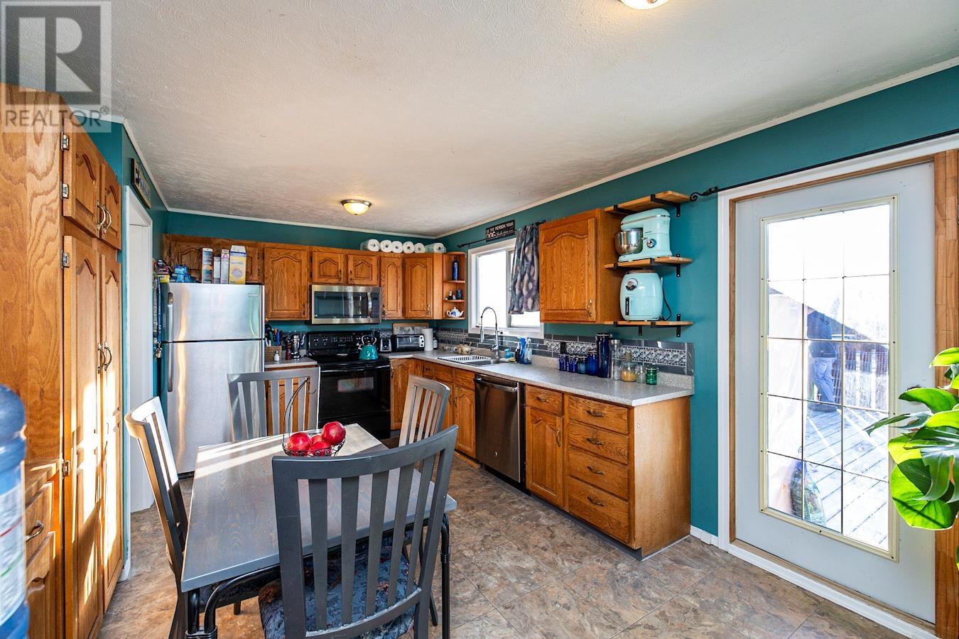 5335 BENDIXON ROAD
