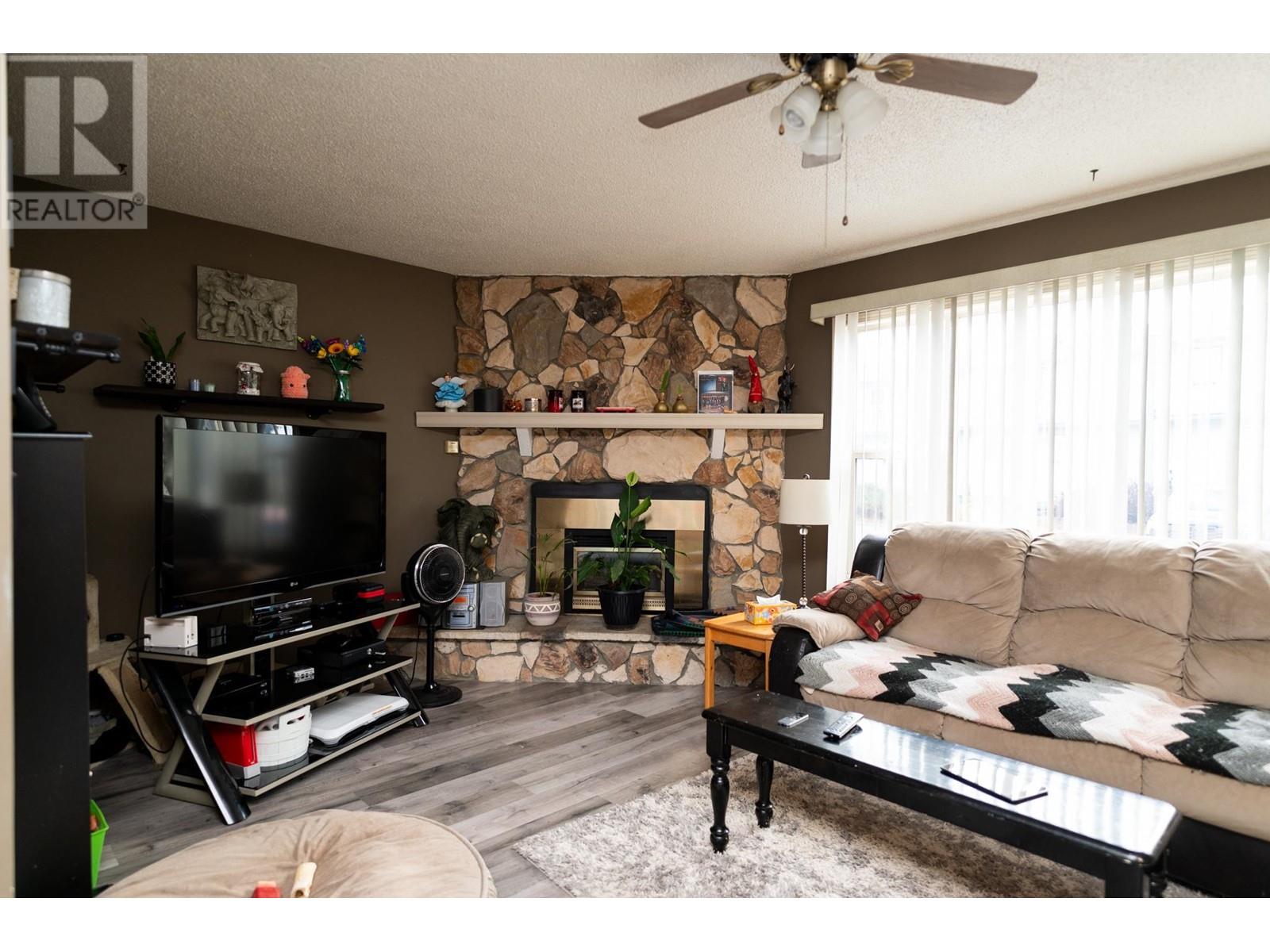 116 111 TABOR BOULEVARD, #116