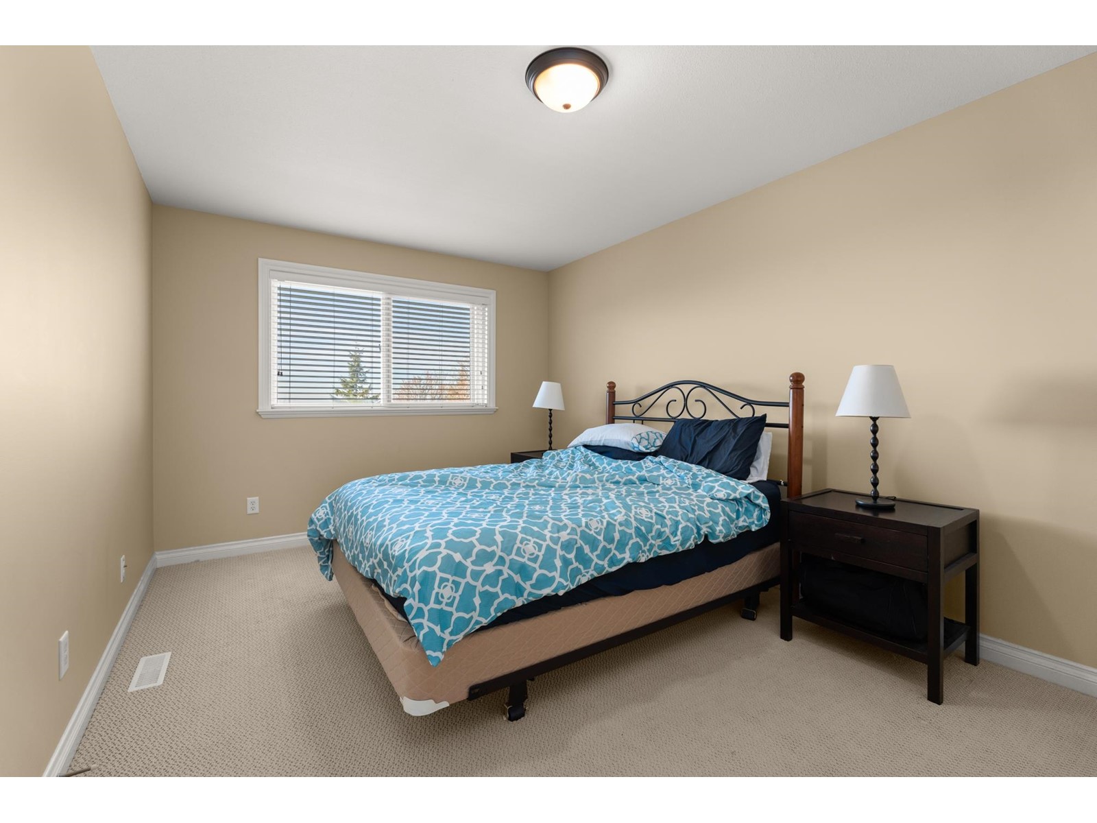 43 36260 MCKEE ROAD, #43