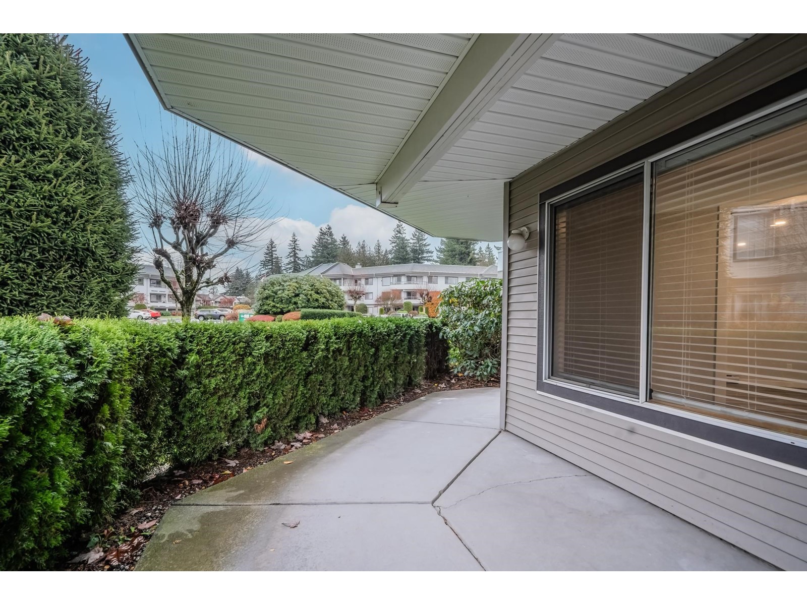 118 2451 GLADWIN ROAD, #118