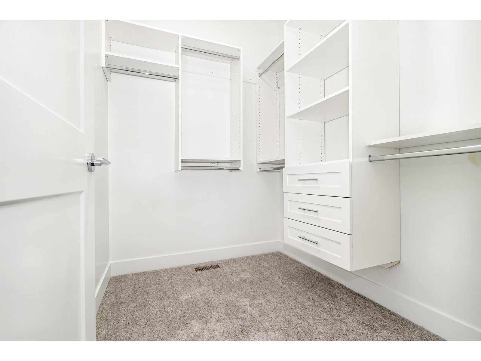 26 9762 182A STREET, #26