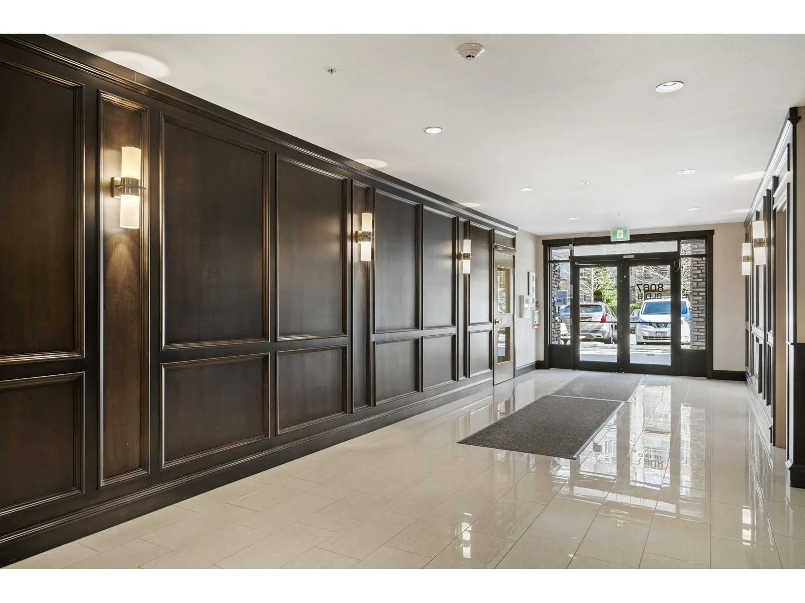 408 8067 207 STREET