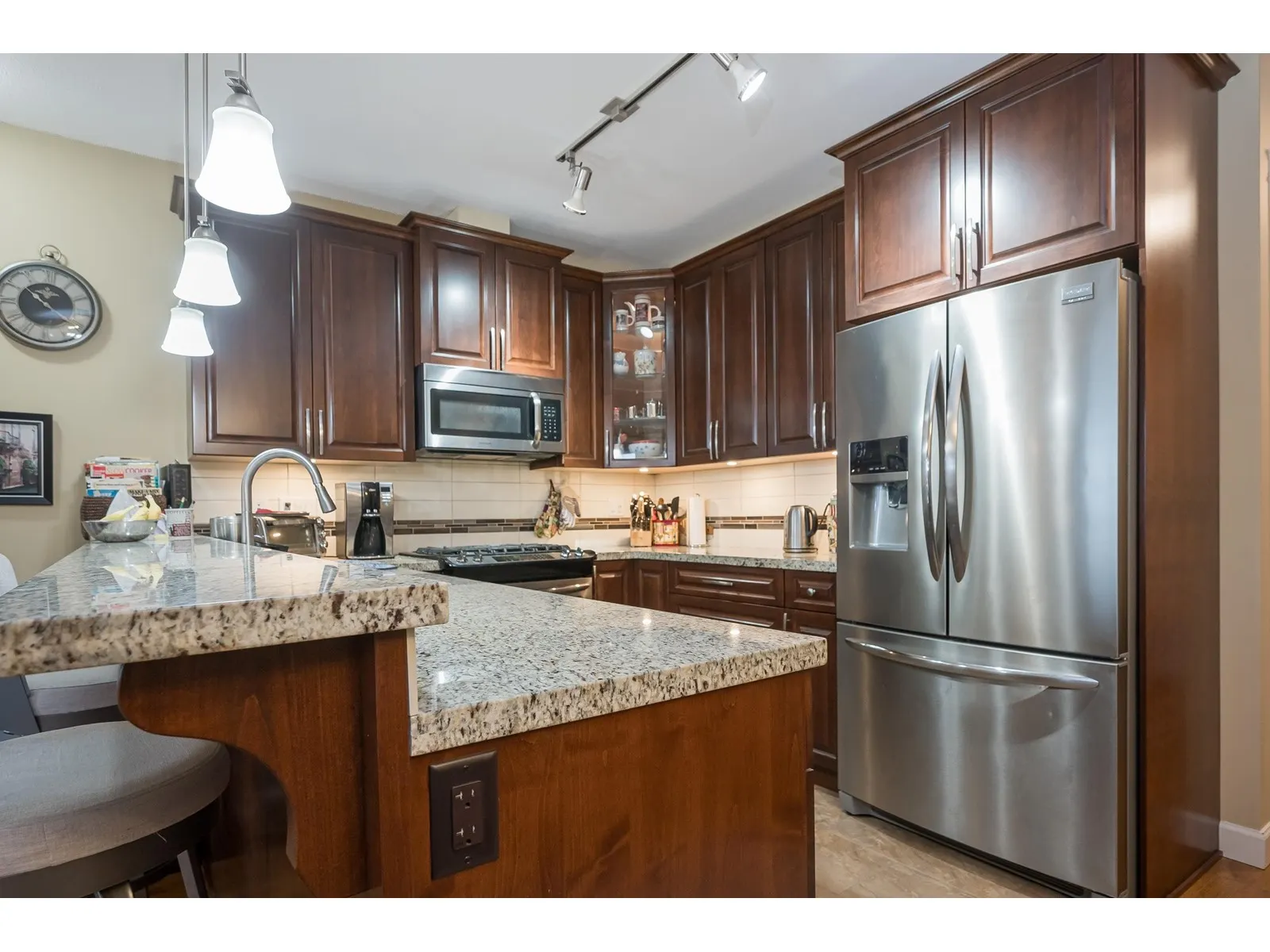 408 8067 207 STREET