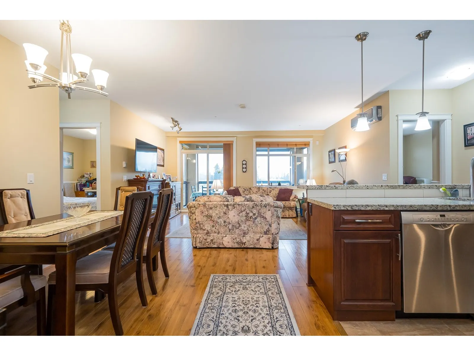 408 8067 207 STREET