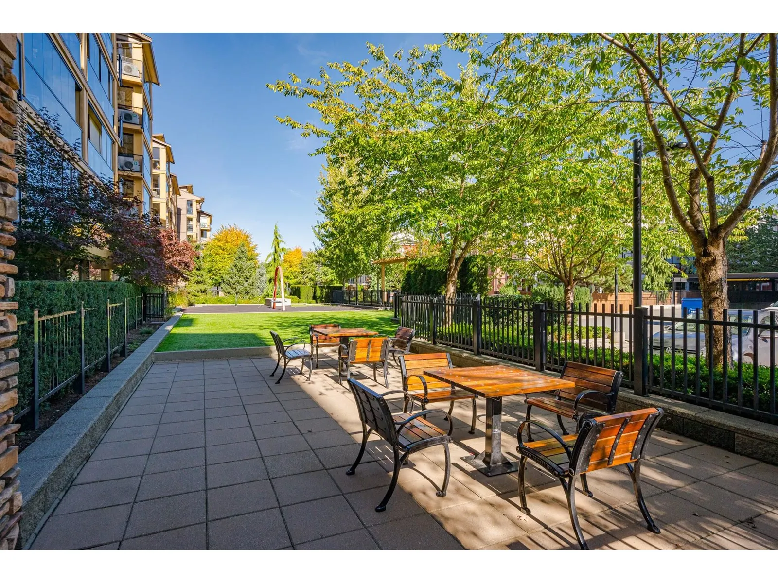 408 8067 207 STREET