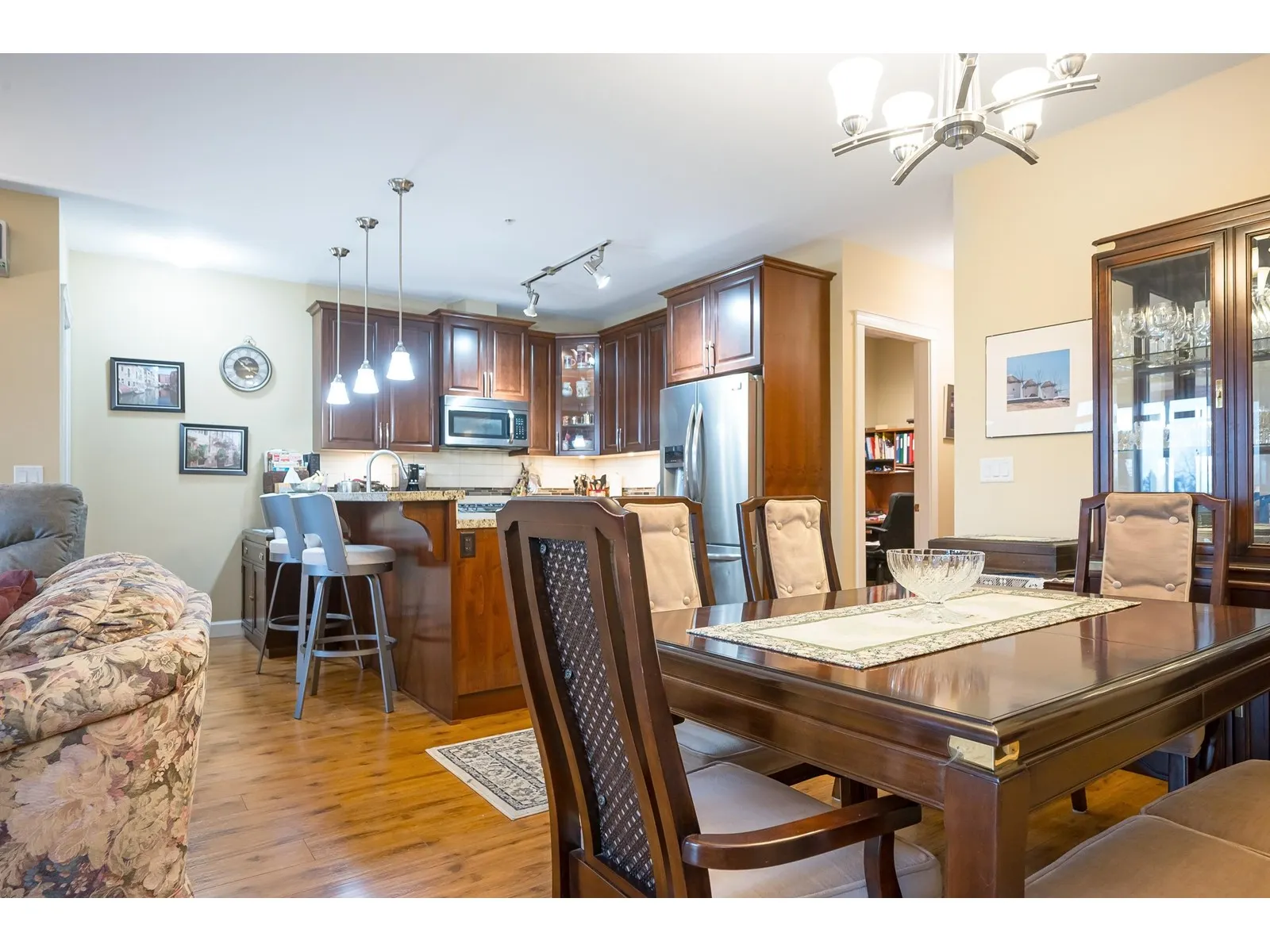 408 8067 207 STREET