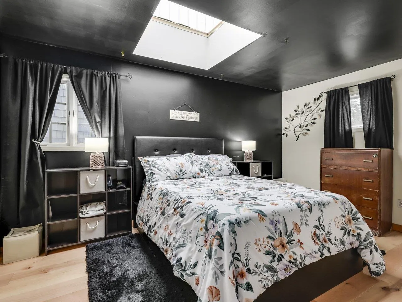 1A 20837 LOUIE CRESCENT