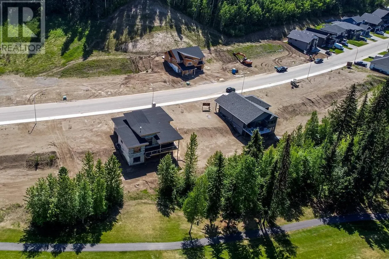 3098 LINKS DRIVE