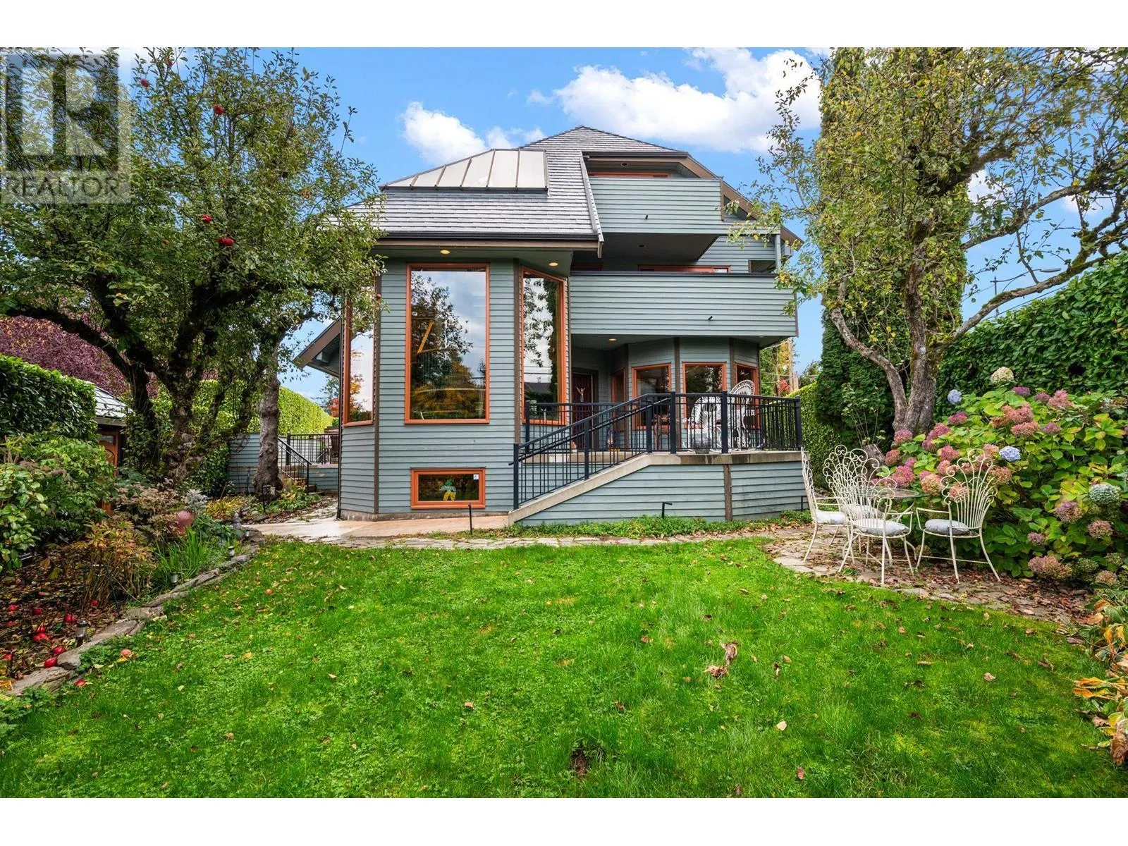 3850 POINT GREY ROAD