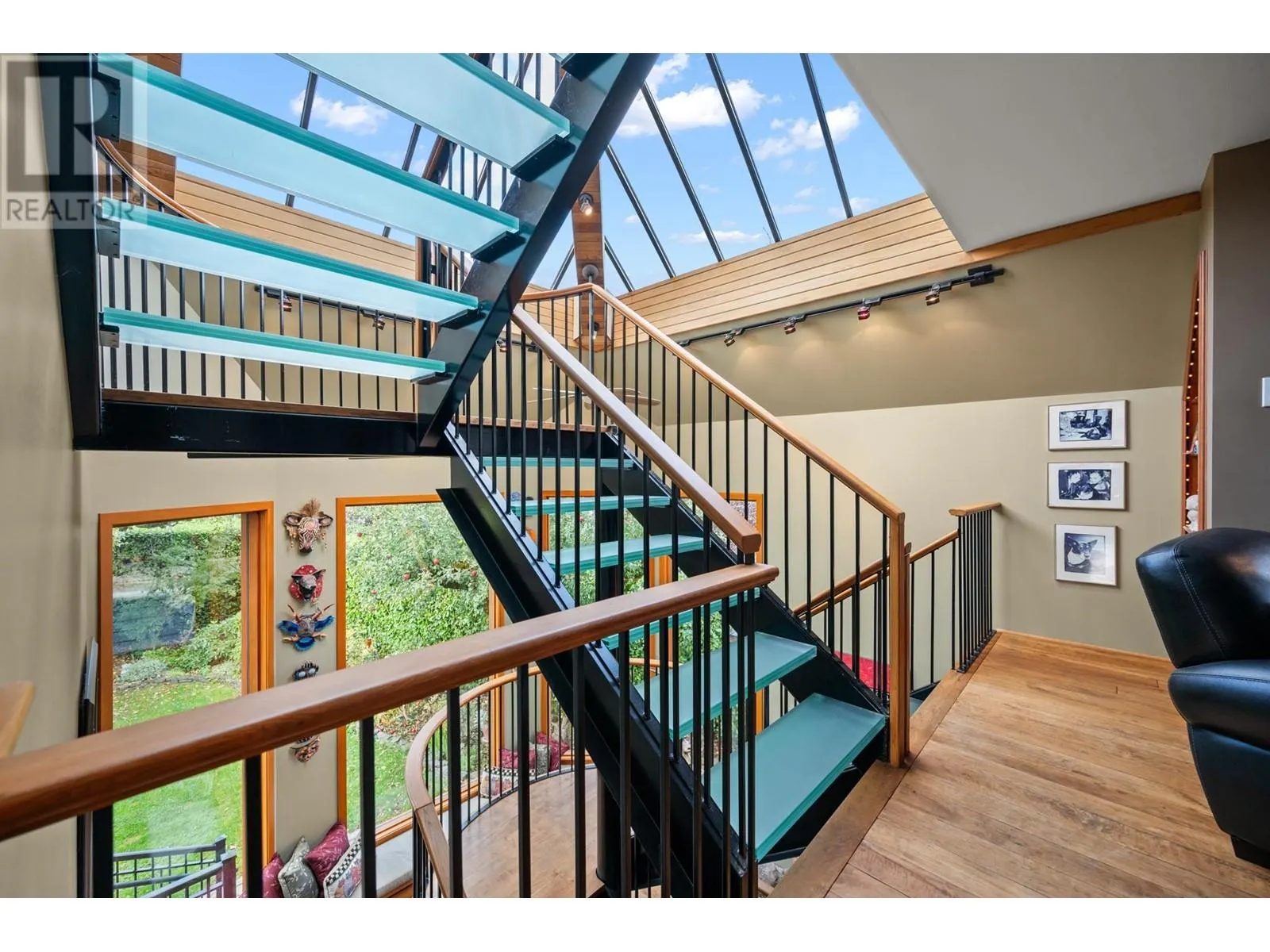 3850 POINT GREY ROAD