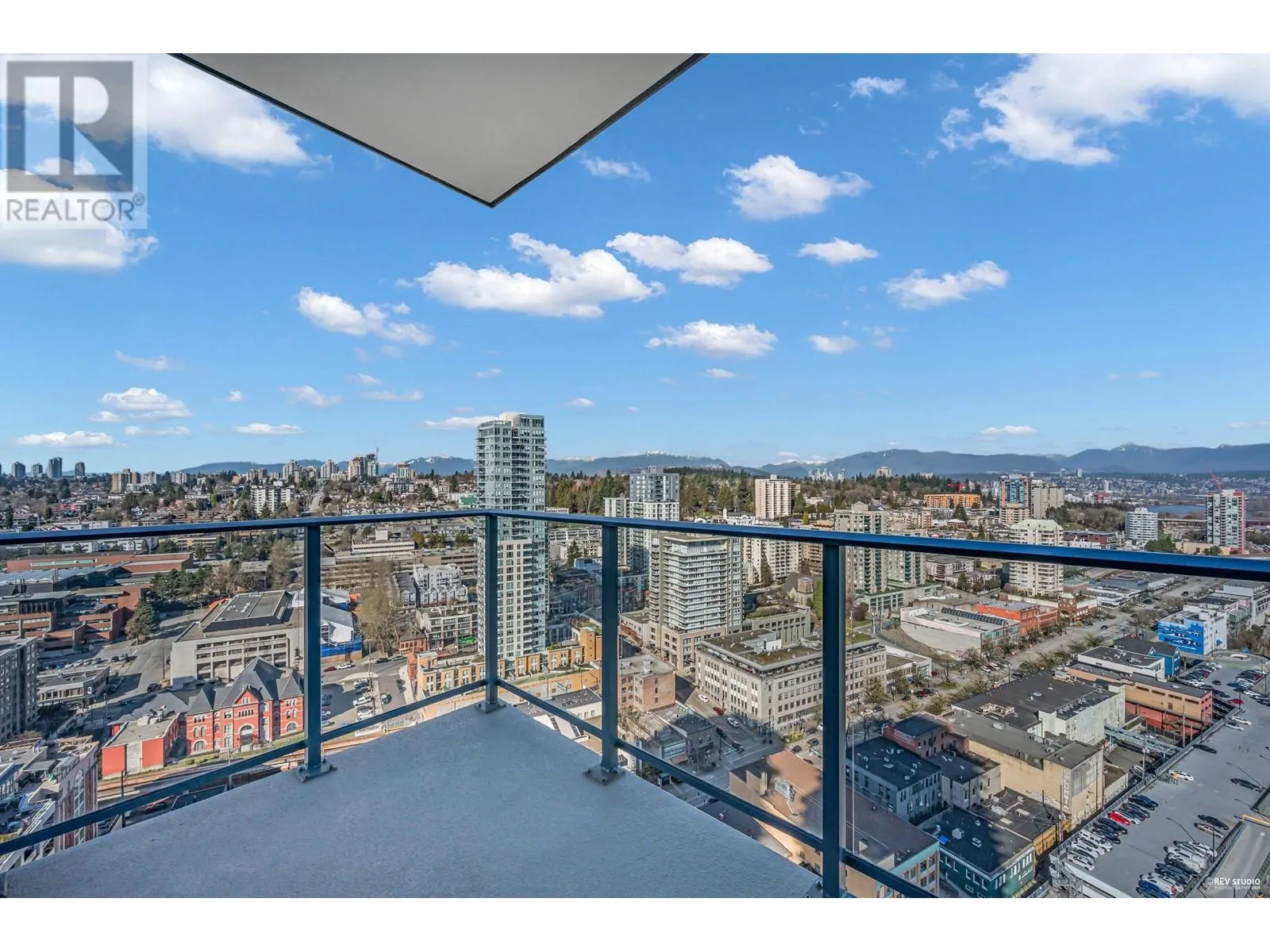 3003 660 QUAYSIDE DRIVE