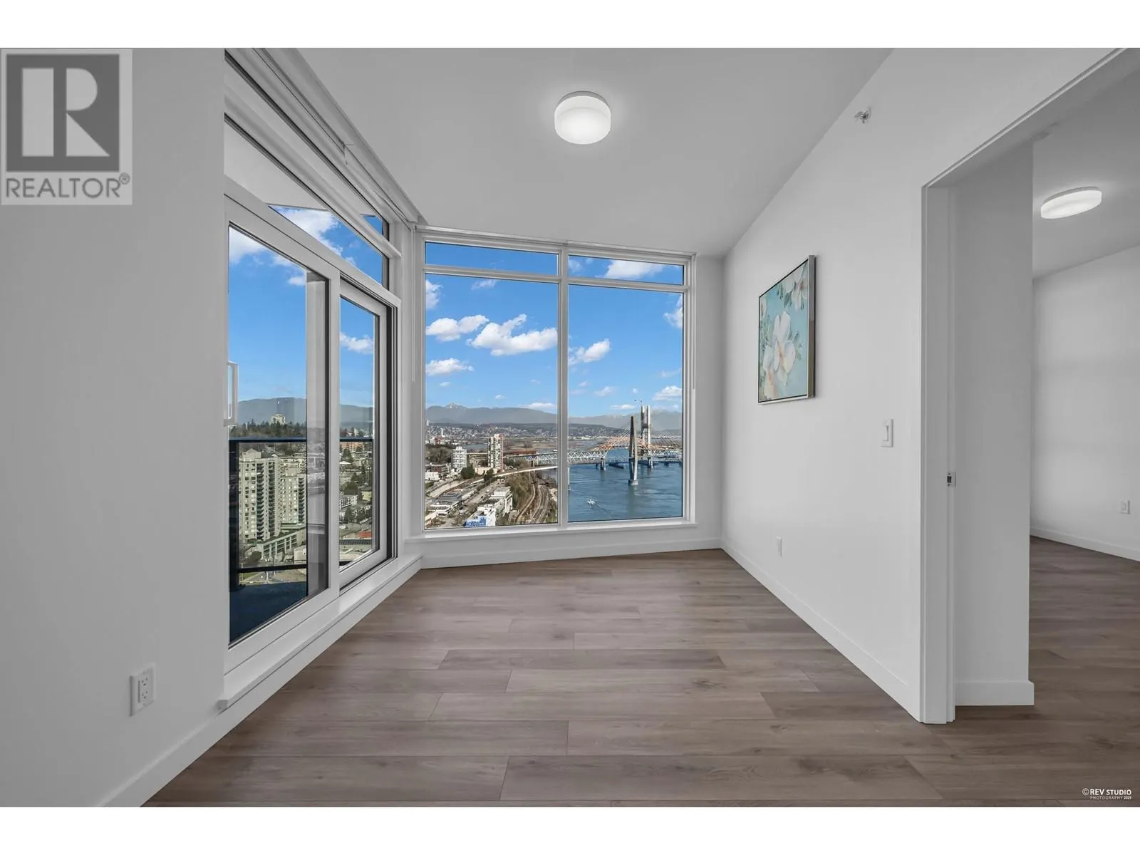 3003 660 QUAYSIDE DRIVE