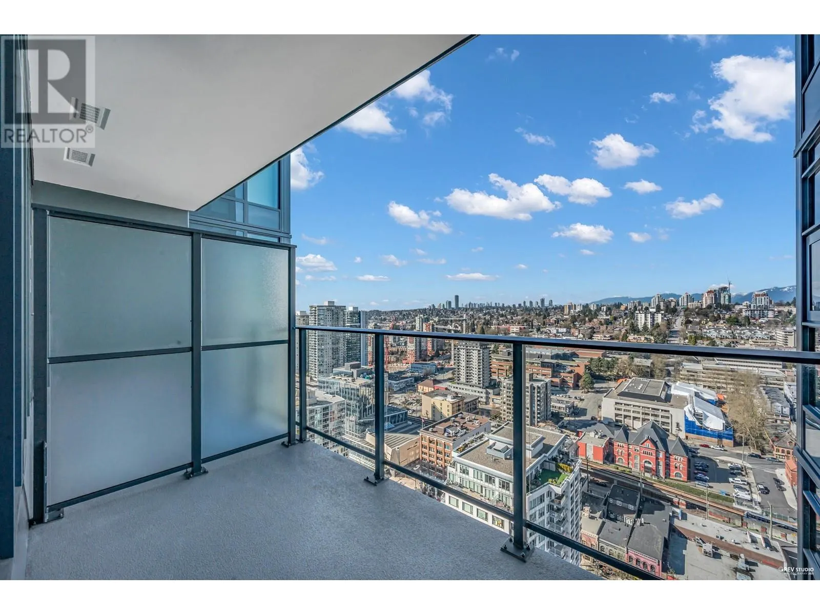3003 660 QUAYSIDE DRIVE