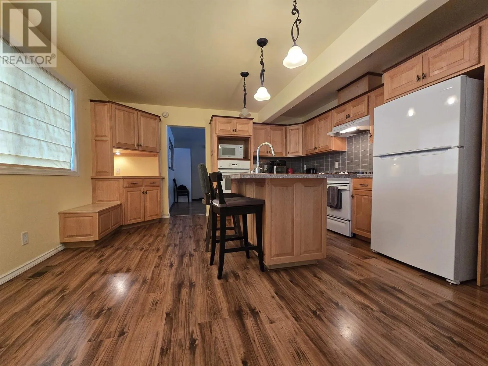 4586 CANIM-HENDRIX LAKE ROAD