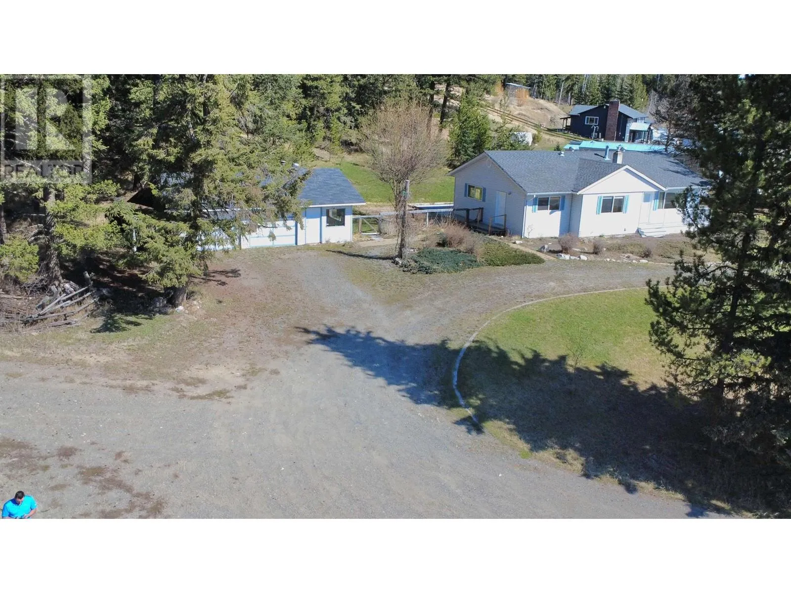 4586 CANIM-HENDRIX LAKE ROAD