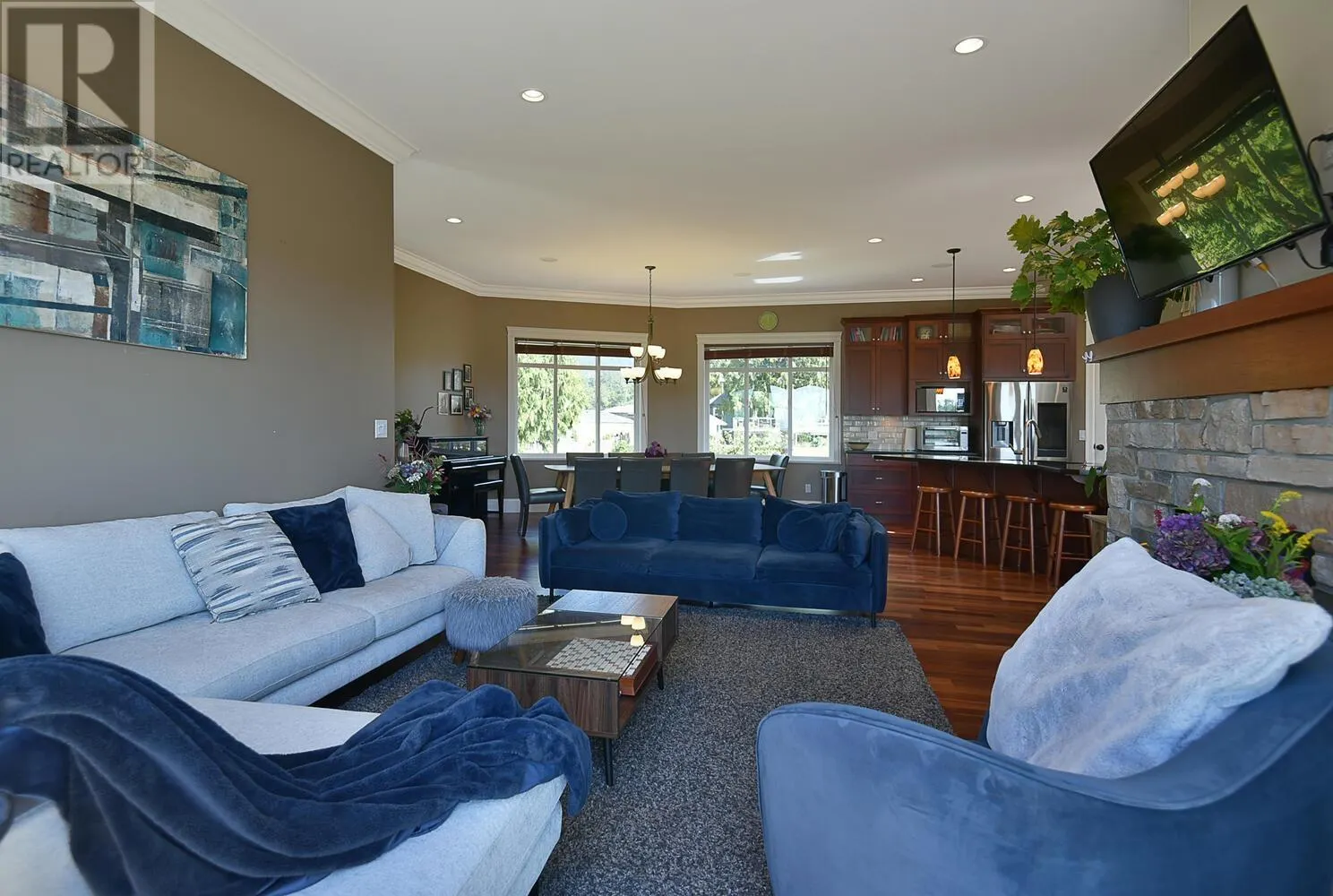 1464 SUNSET PLACE