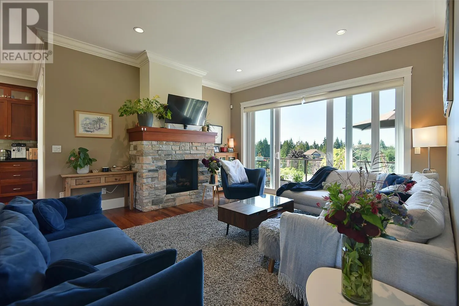 1464 SUNSET PLACE