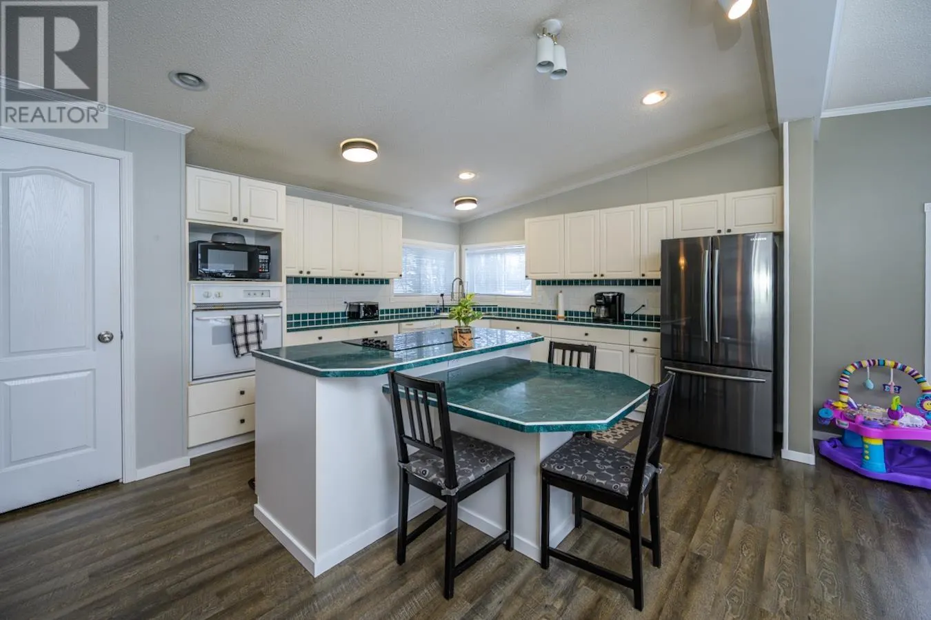 9189 NIELSON ROAD