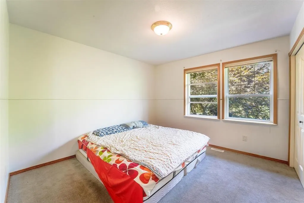 50284 YALE ROAD|Rosedale