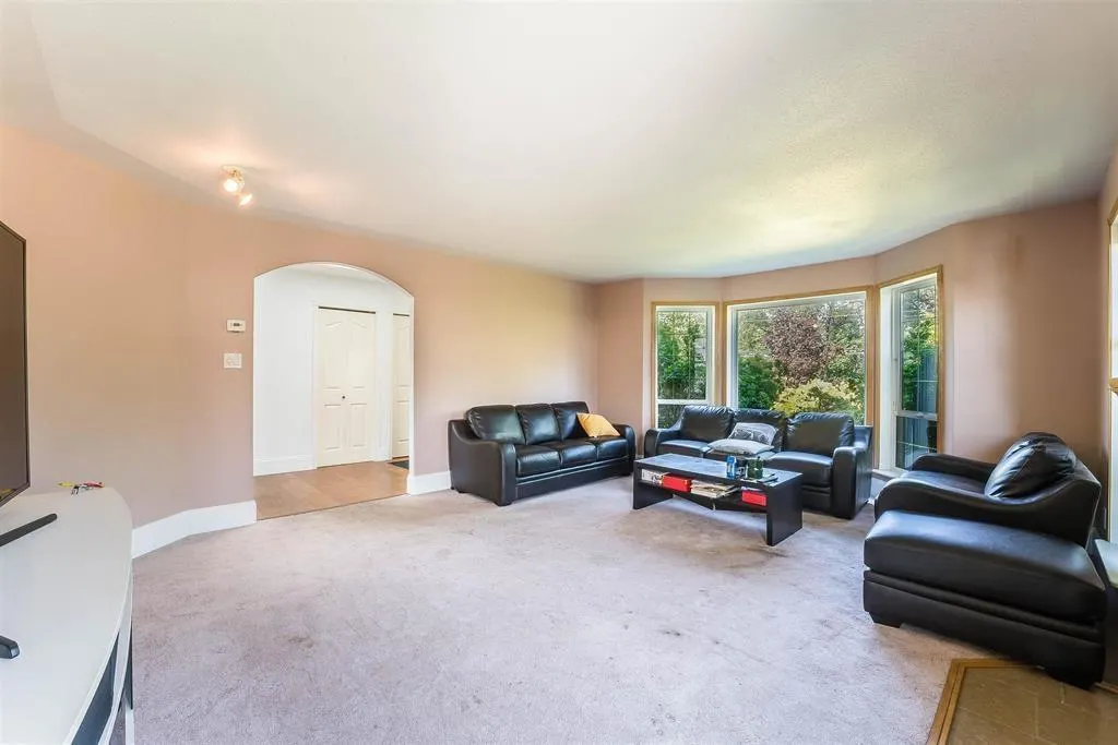 50284 YALE ROAD|Rosedale
