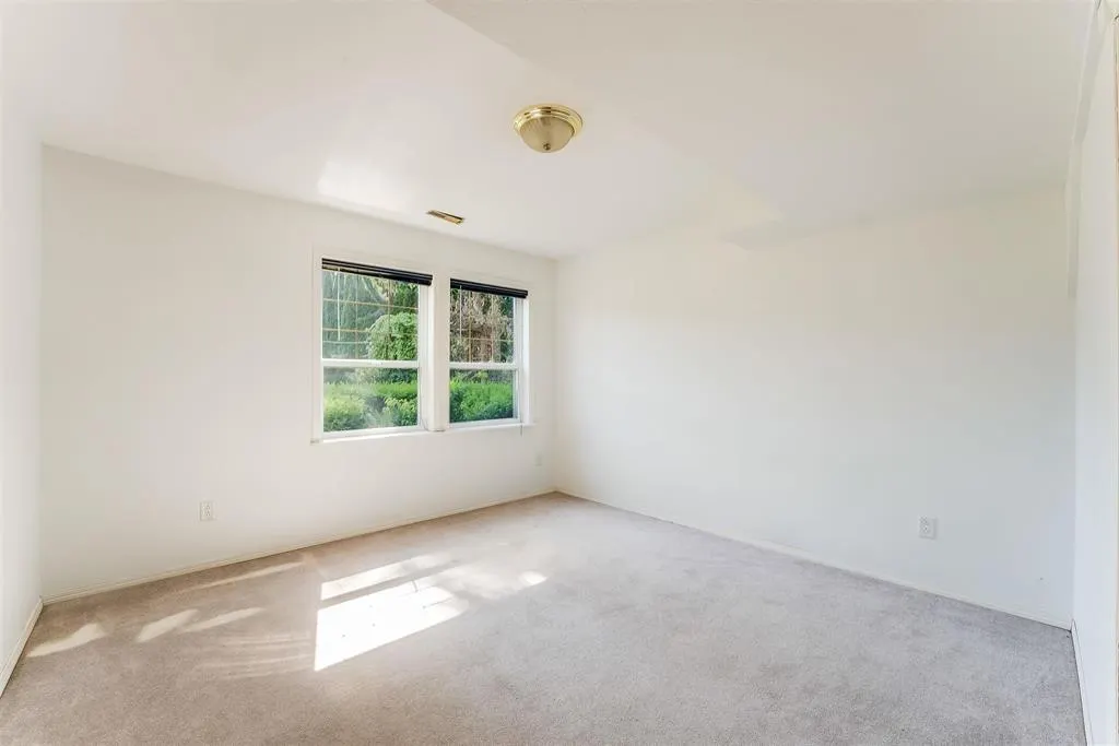 50284 YALE ROAD|Rosedale