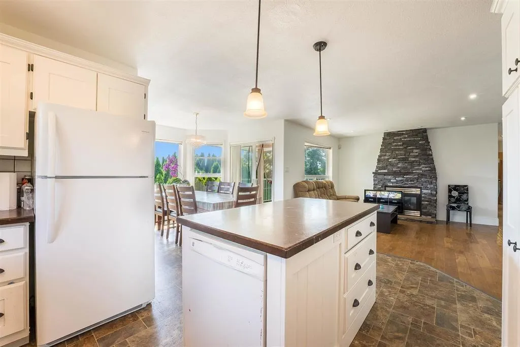 50284 YALE ROAD|Rosedale