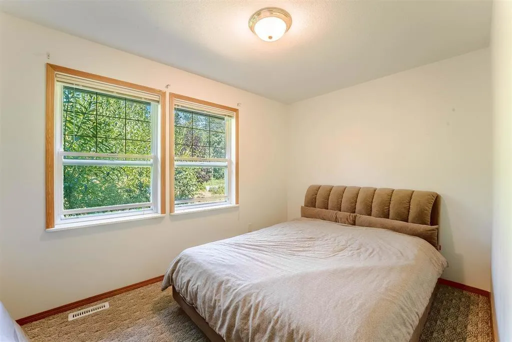 50284 YALE ROAD|Rosedale