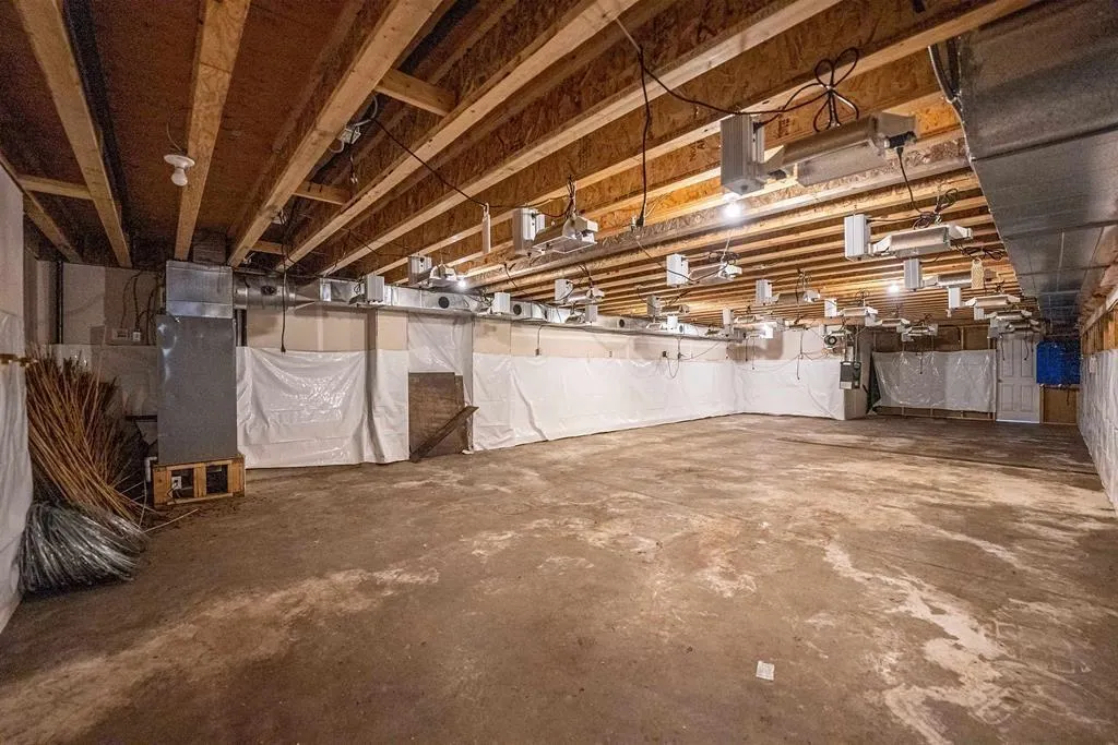 50284 YALE ROAD|Rosedale