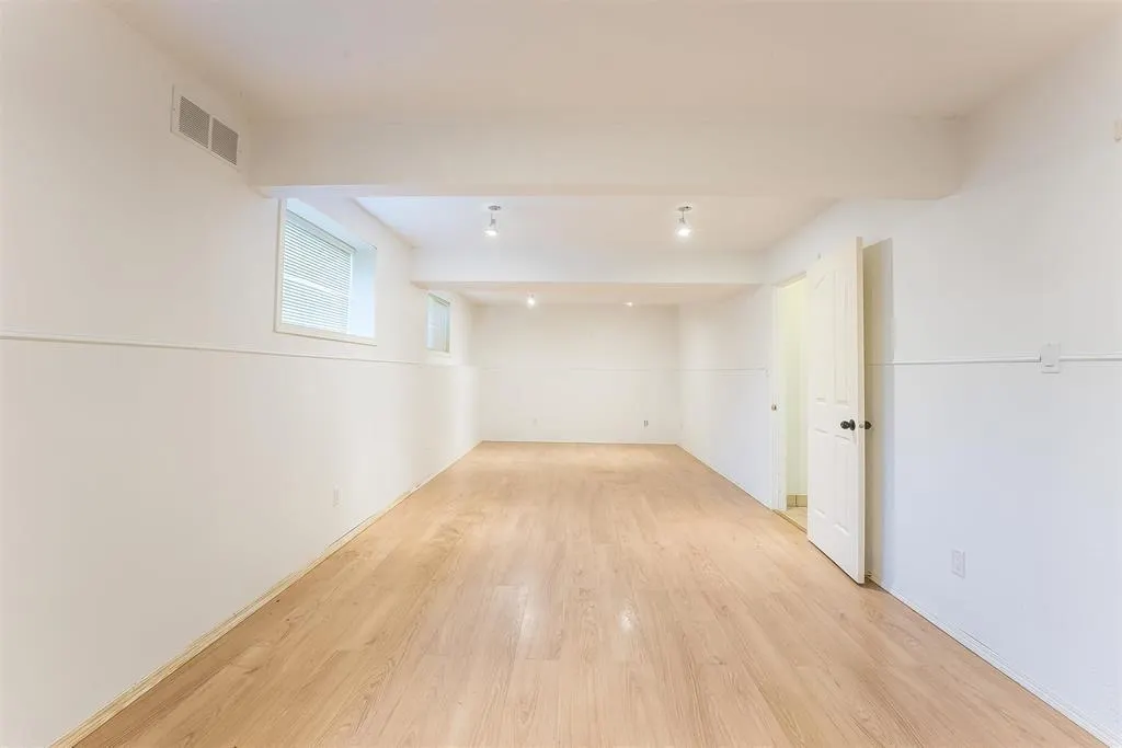 50284 YALE ROAD|Rosedale