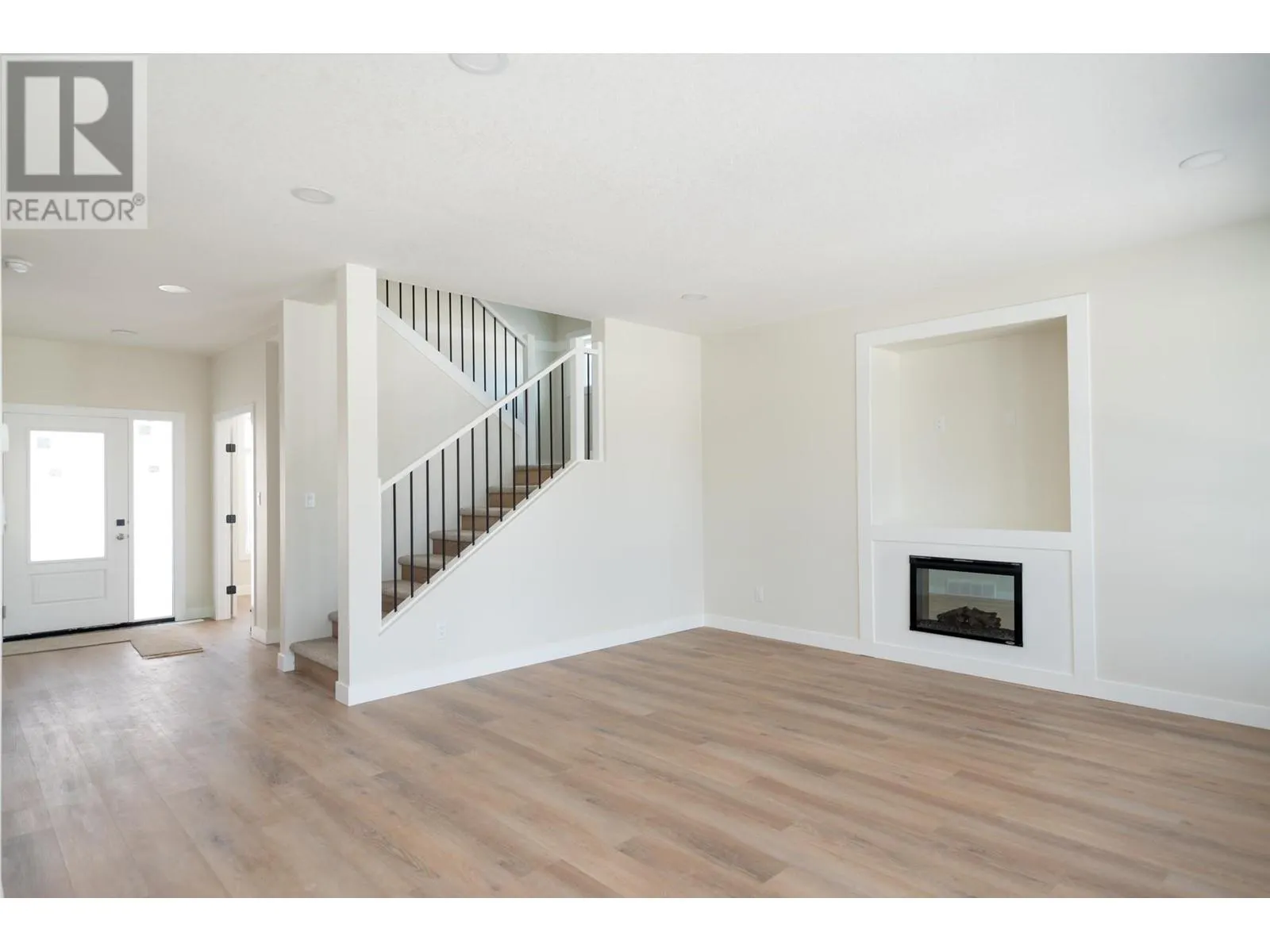 2464 MCTAVISH ROAD