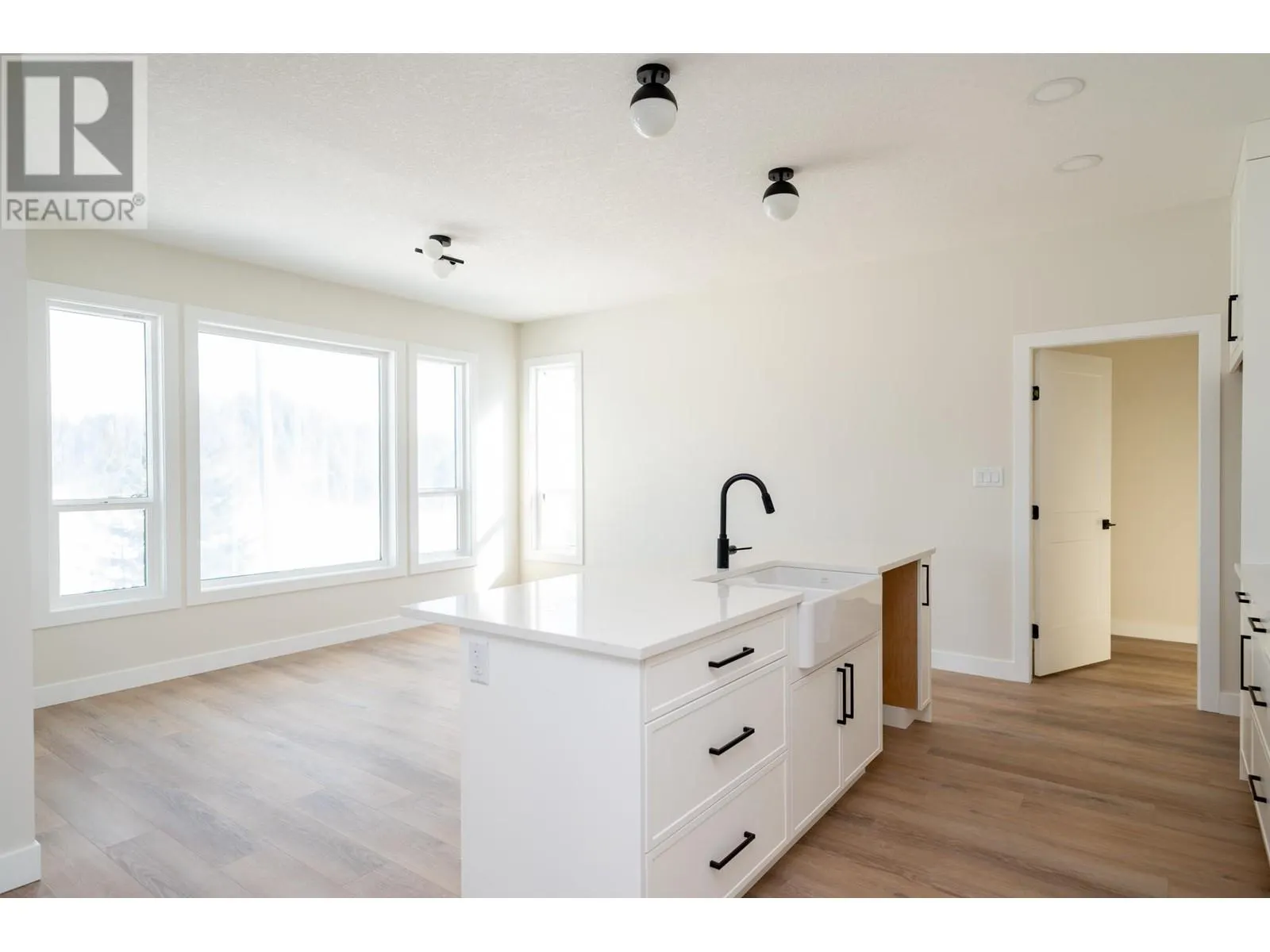 2464 MCTAVISH ROAD