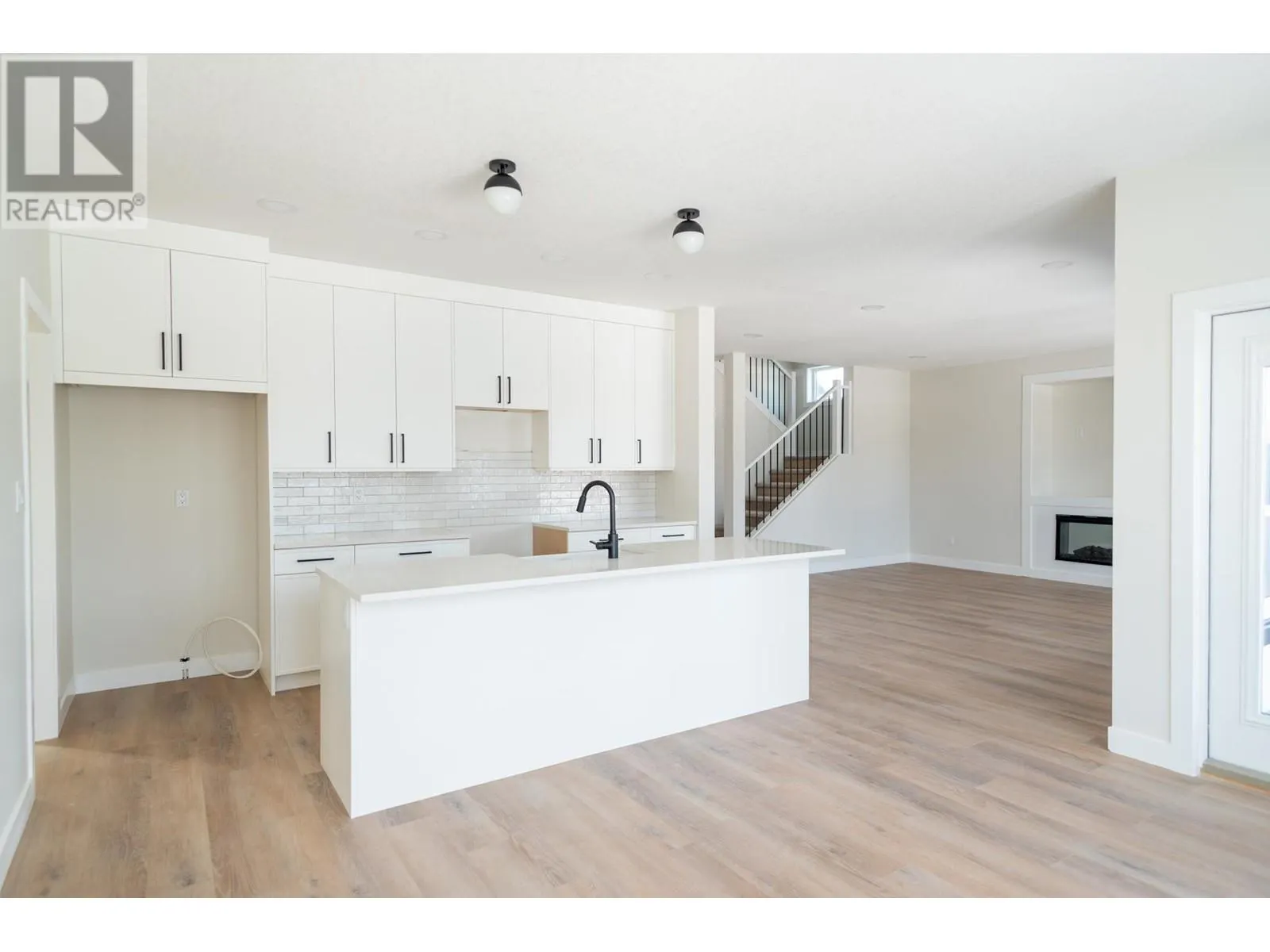 2464 MCTAVISH ROAD