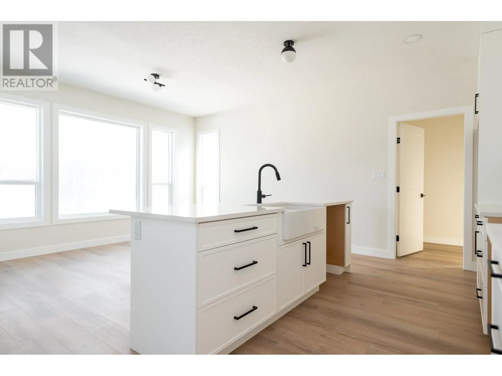 2464 MCTAVISH ROAD