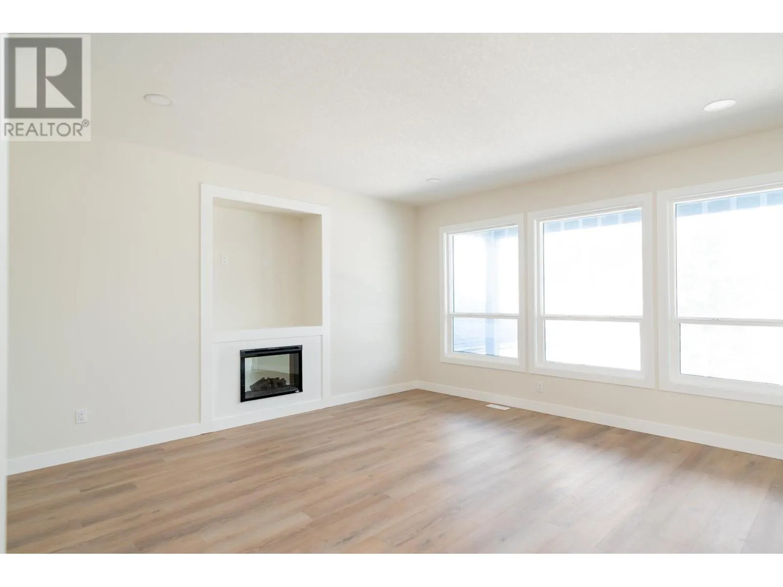 2464 MCTAVISH ROAD
