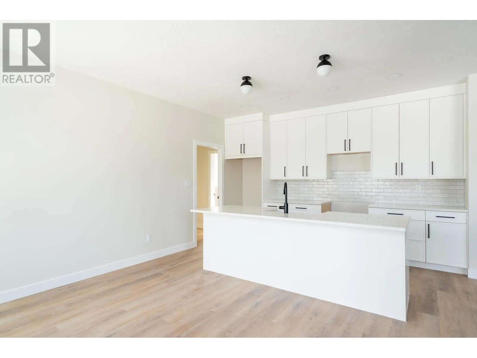2464 MCTAVISH ROAD