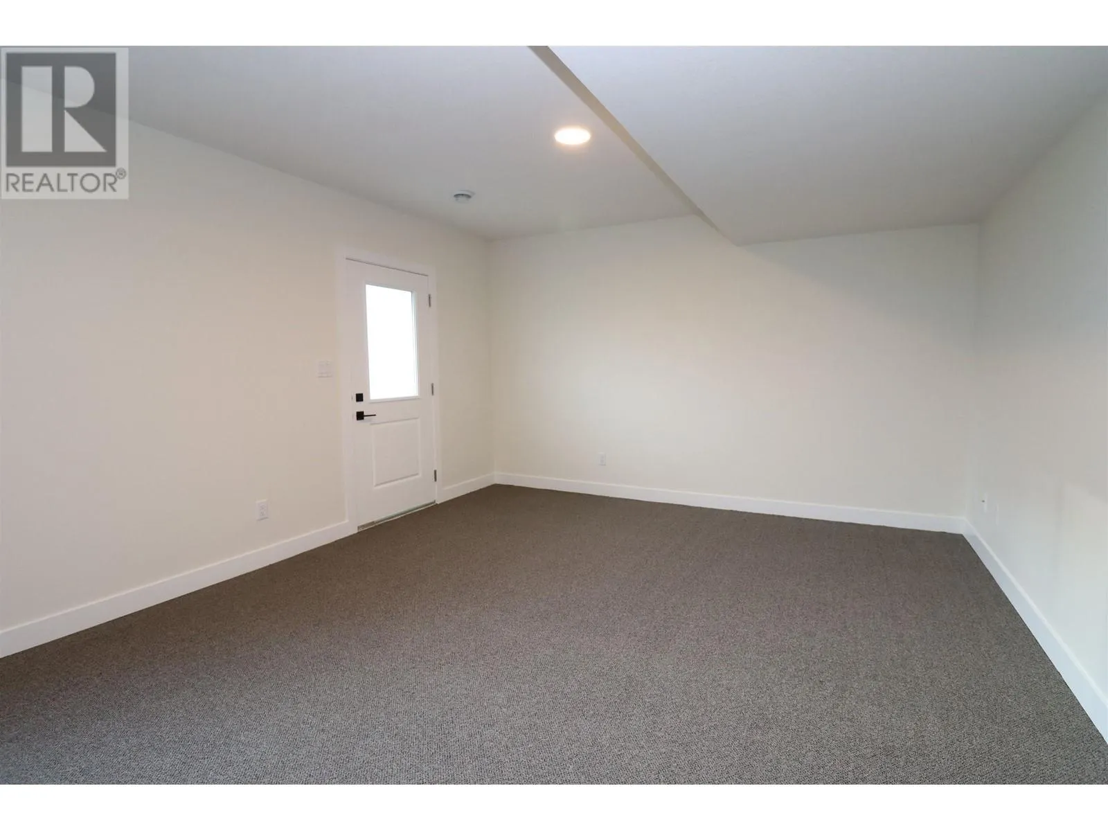 803 4274 22ND AVENUE