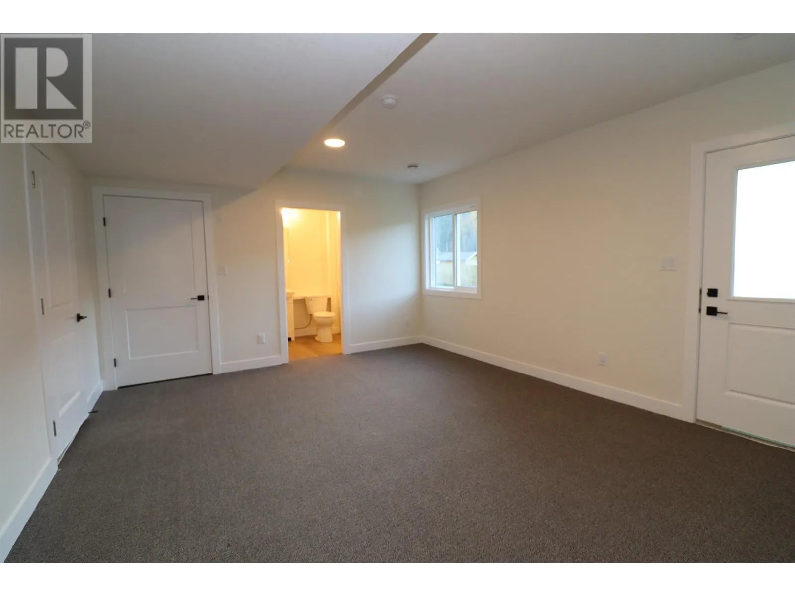 803 4274 22ND AVENUE