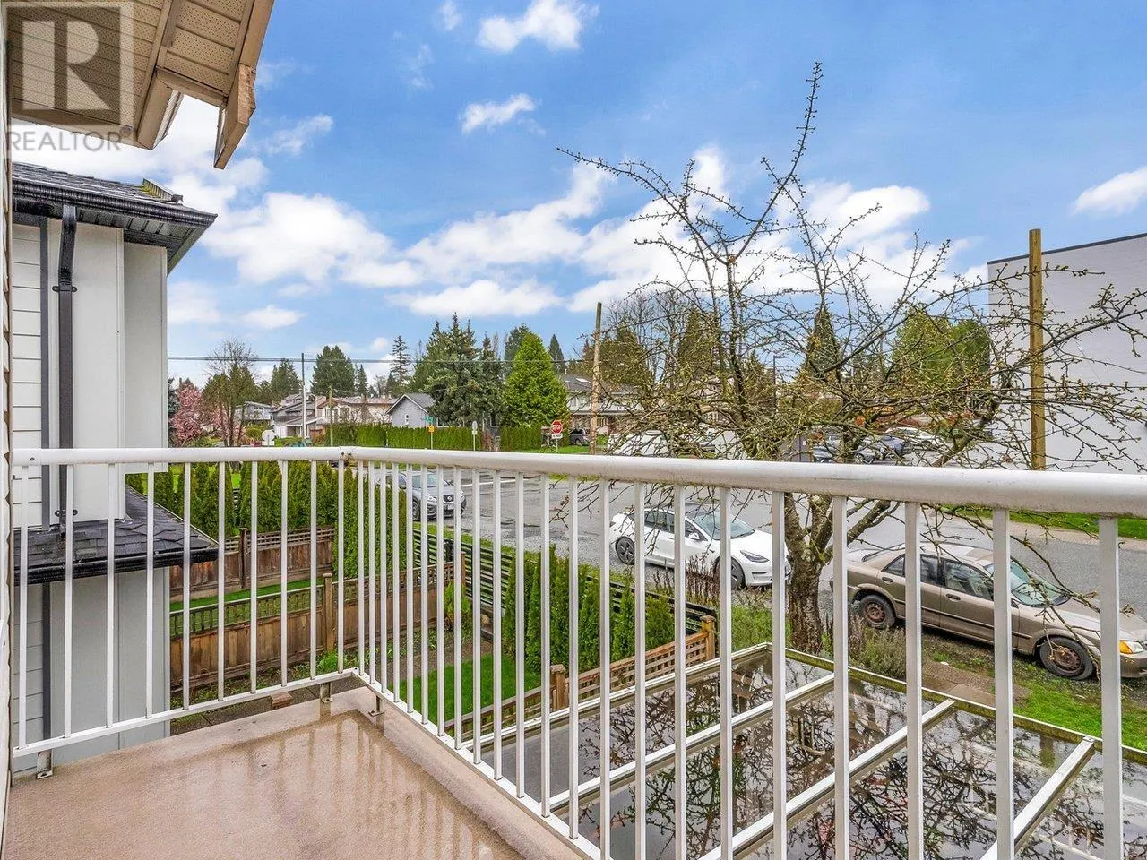 1 4689 CANADA WAY