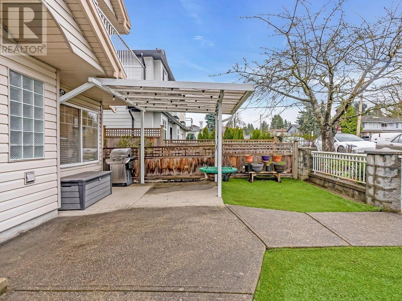 1 4689 CANADA WAY
