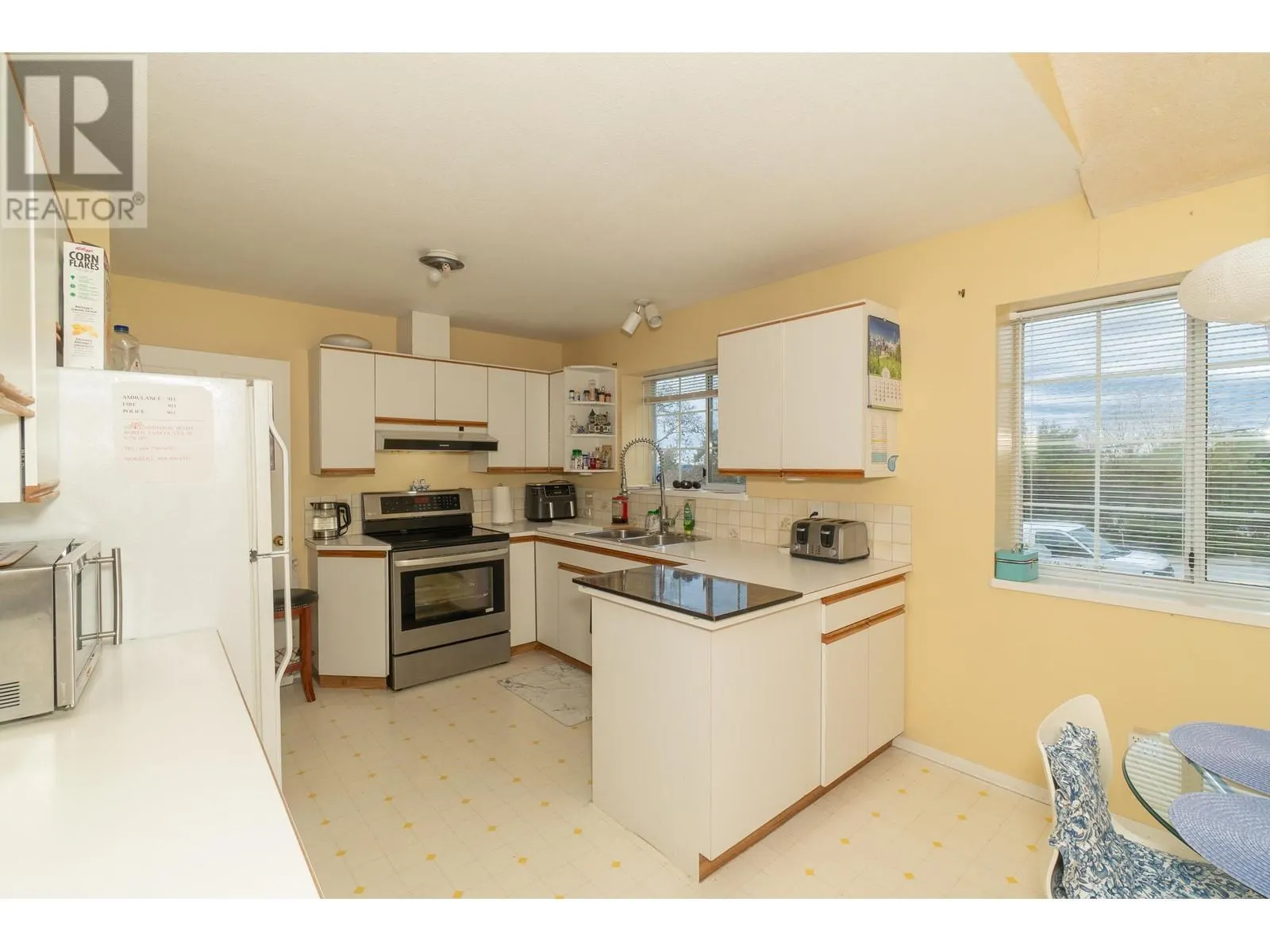 100 E KENSINGTON ROAD