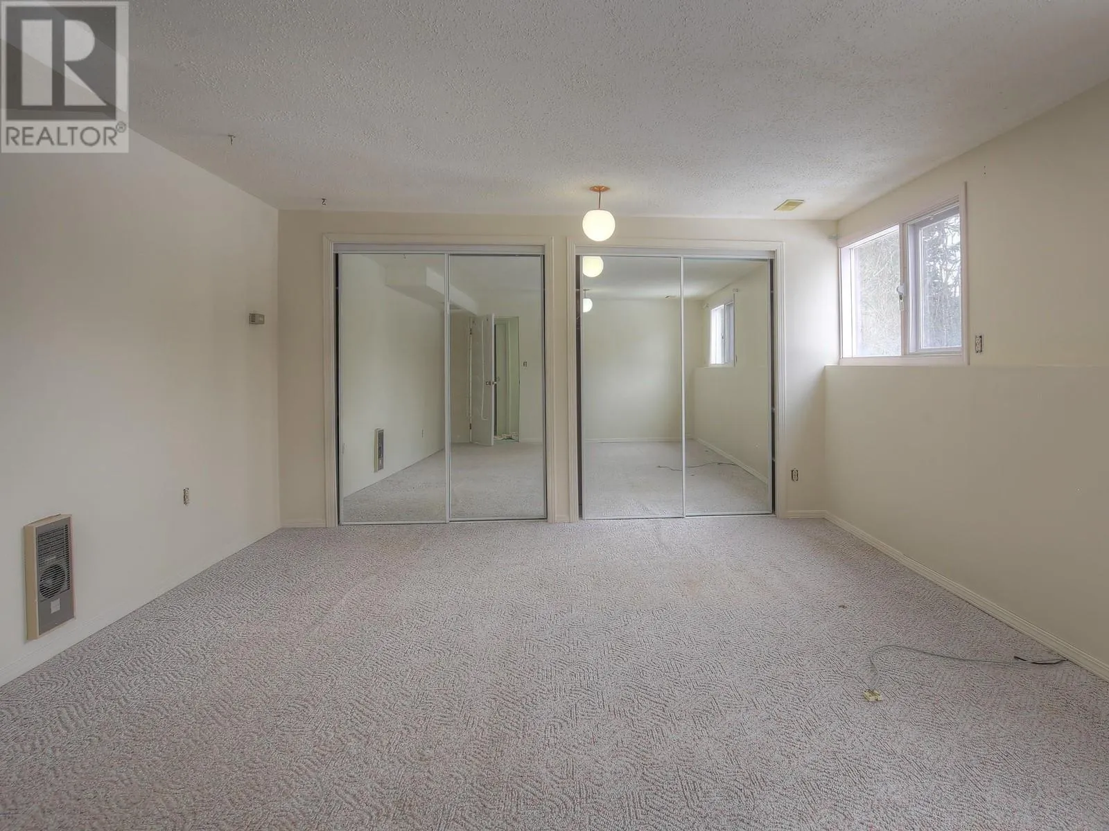 217 MOUNTVIEW DRIVE