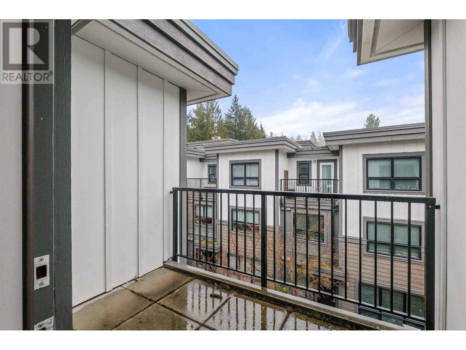 6 3508 MOUNT SEYMOUR PARKWAY