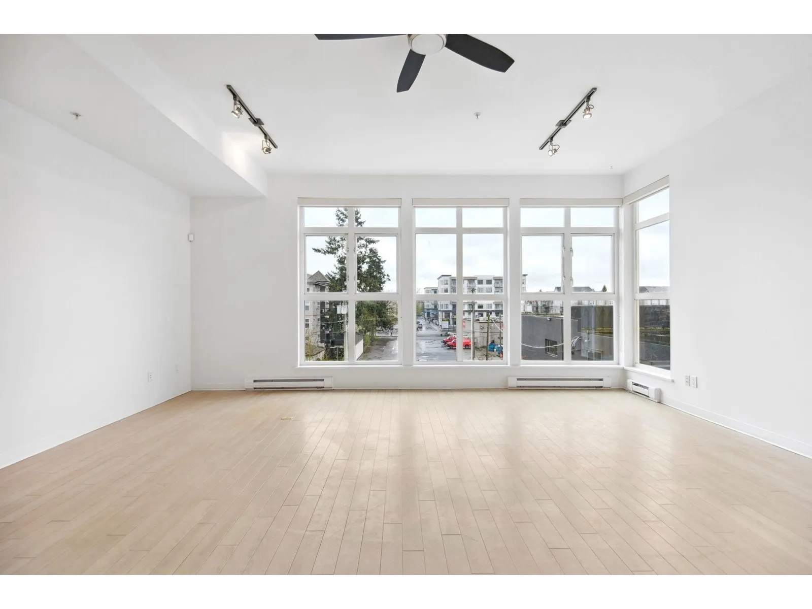 308 20238 FRASER HIGHWAY