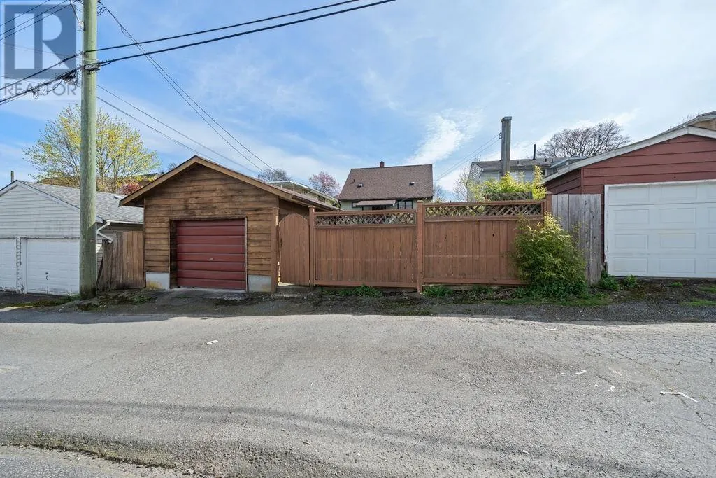 3463 MONS DRIVE