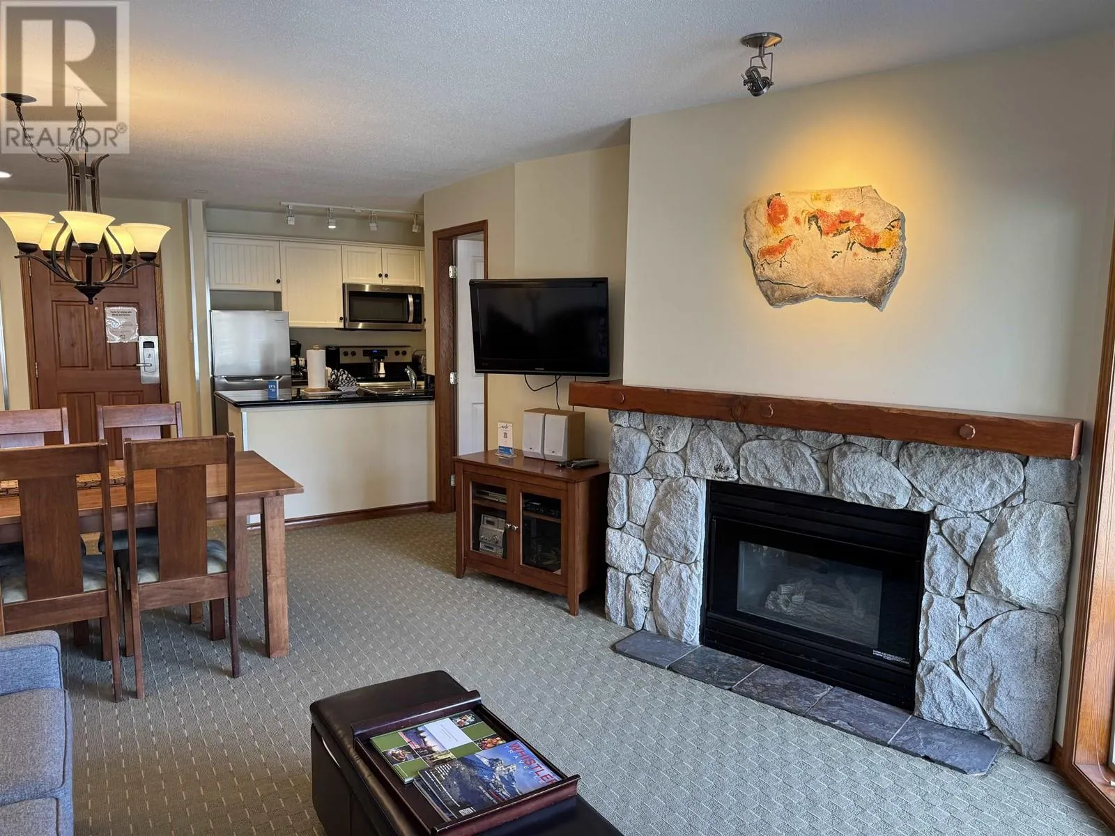 363(39) 4800 SPEARHEAD DRIVE