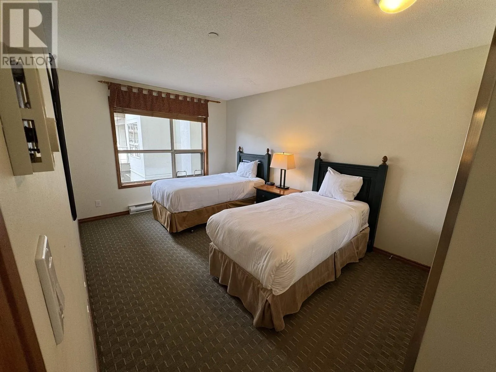 363(39) 4800 SPEARHEAD DRIVE