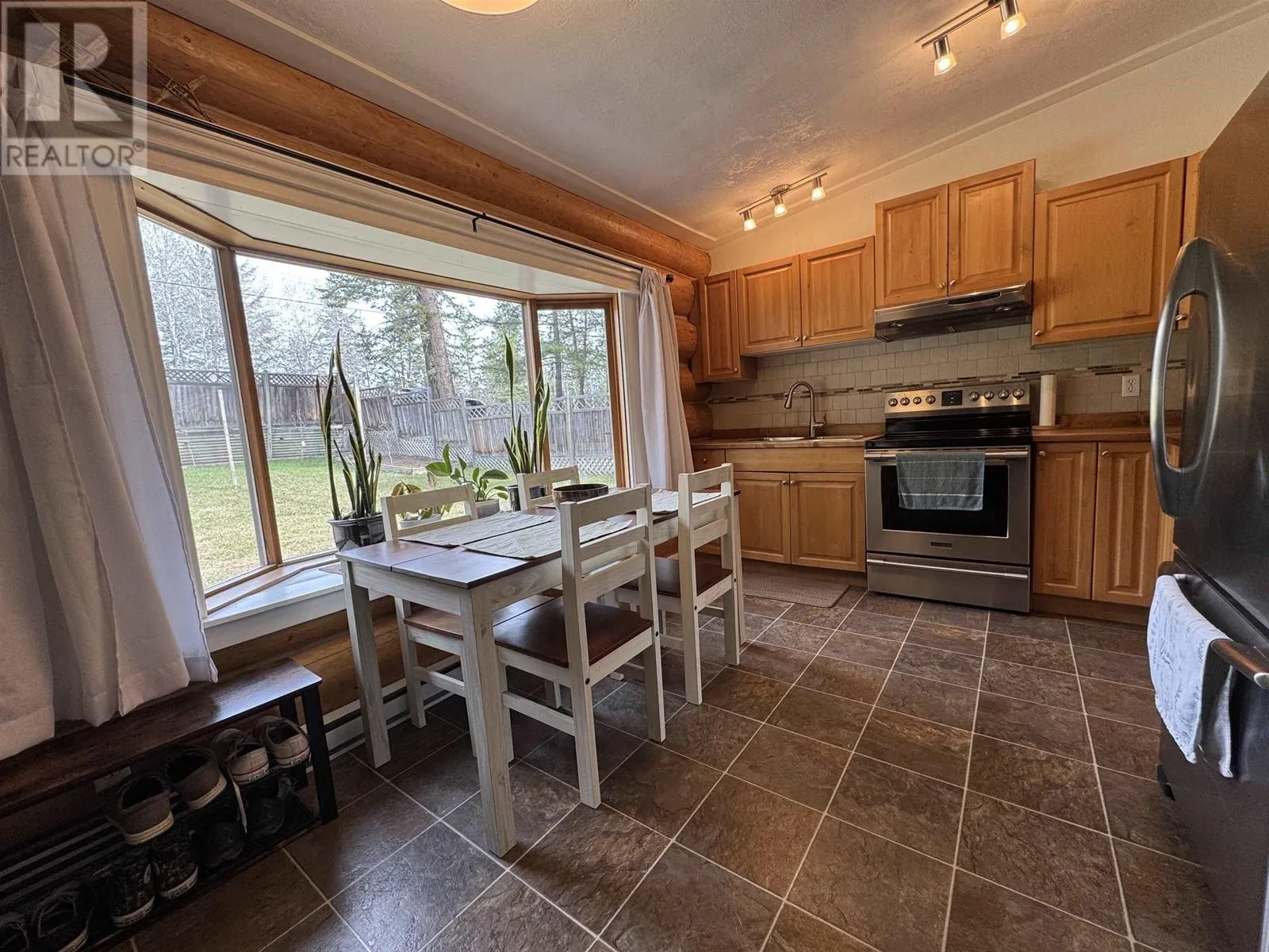 905 CENTAUR DRIVE